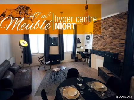 ? *rare à niort : meublé t2 haut de gamme en hyper centre * ?