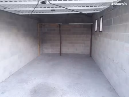 garage / box rosporden centre ville