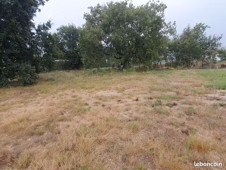 terrain 935 m² bassens