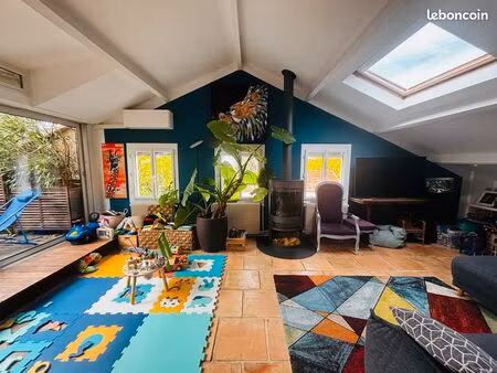 grand t3 centre ville terrasse + parking