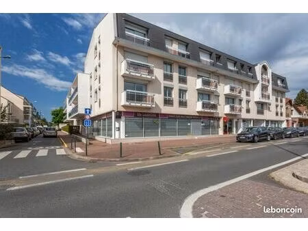 studio 1 pièce 31 m²