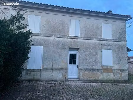 maison en pierre – 144 m² – jardin 2 000 m²