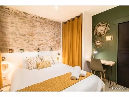 t2 cosy rénové nîmes centre