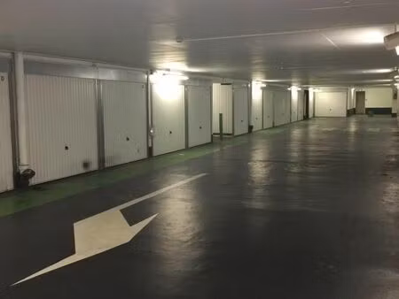 garage/box 9 m² chambourcy