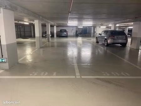 ?️ place de parking sécurisée – vélizy-villacoublay (inovel parc / morane-saulnier)