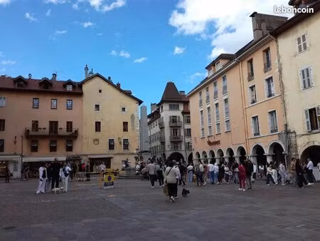 local commercial emplacement n°1 annecy