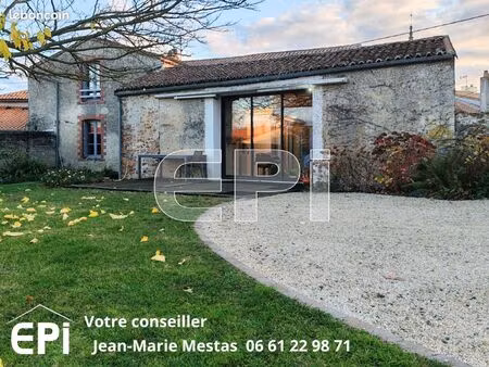 maison 7 pièces 176 m²