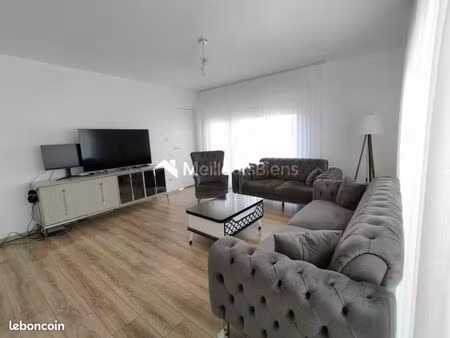 maison 8 pièces 149 m²