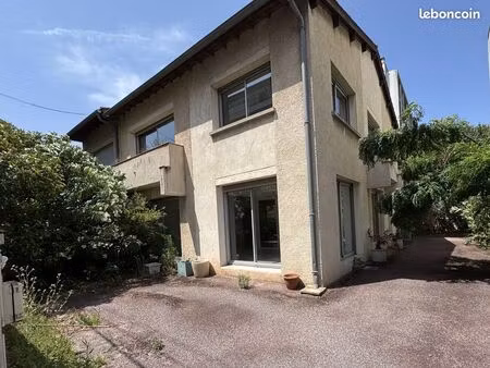 toulouse palais de justice-st michel maison de ville t5