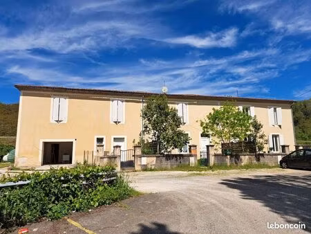 maison 15 pièces 430 m²