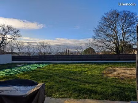 maison récente à mours-saint-eusèbe - vue dégagée