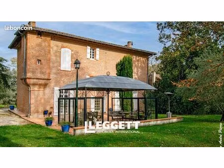 château 8 pièces 250 m²