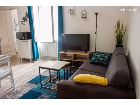 t2  hyper centre orléans 28m²