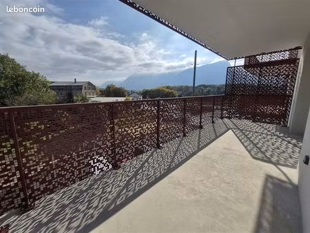 appartement 4 pièces 82 m²