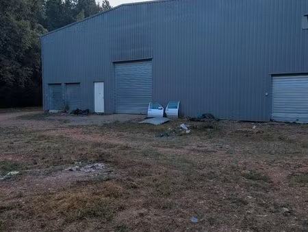 1 local artisanal 120m² a saint perdon proche 2x2