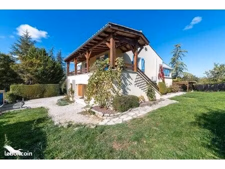 maison 5 pièces 143 m²