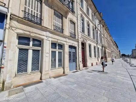 local commercial 89 m²