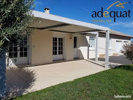 plain-pied avec un cadre de vie calme et pratique