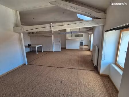 appartement 3 pièces 74 m²