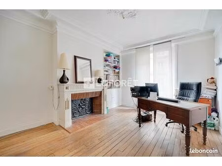 bureaux 81 m² paris