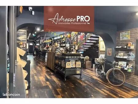 local commercial 200 m²