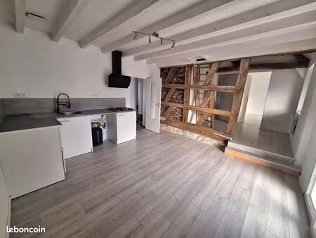 maison à louer bourg saillenard 71580