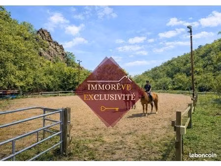 propriété 6 pièces 86 m²