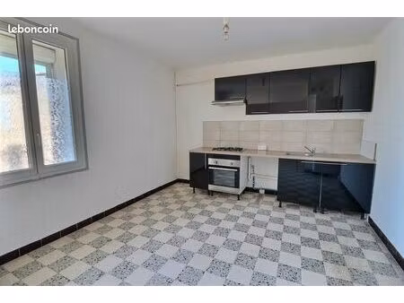 appartement 3 pièces 64 m²