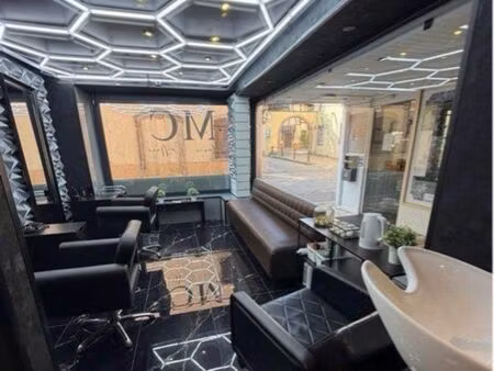 ◊?barber shop / salon de coiffure ?◊