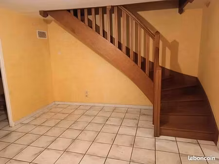 maison à louer sur côte roannaise