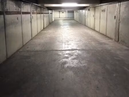 loue box fermé bagnolet