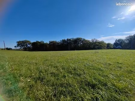 terrain 2 713 m² degagnac