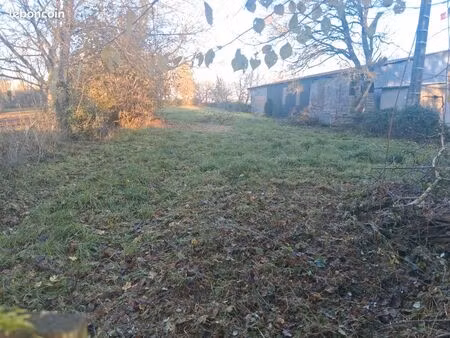 terrain loisir ou jardin