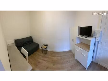 studio meublé (eau  électricité  internet…)