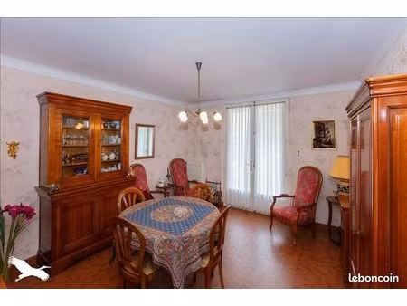 maison de ville 6 pièces 201 m²