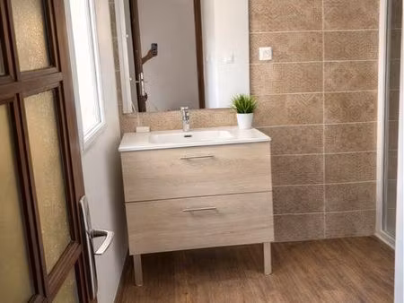 maison récemment rénovée de 70m² – 2 chambres – cuisine entièrement équipée