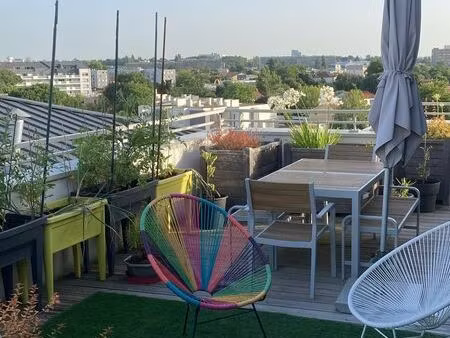 talence  magnifique t3 de 68 5 m2 en rooftop (terrasse 58 m2) avec vue imprenable