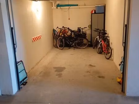 garage dans résidence sécurisée