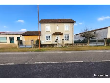 maison 5 pièces 130 m²