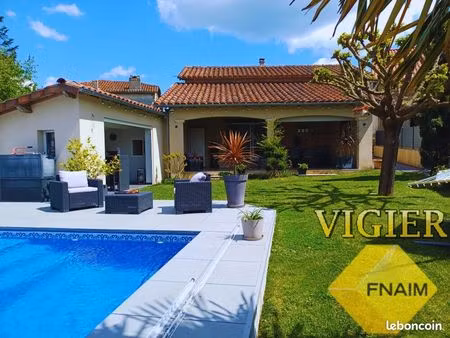 maison 6 pièces 180 m²