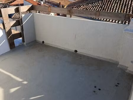 loue maison de ville