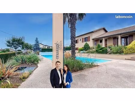 maison 5 pièces 271 m²