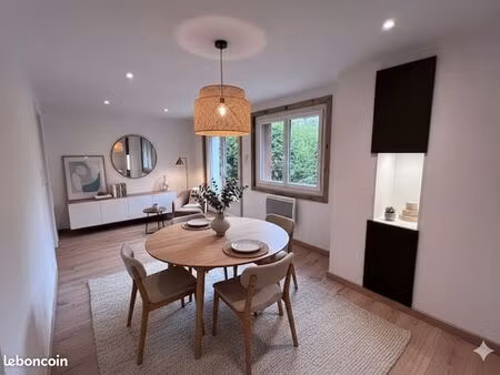 maison rénovée 140 m2 champcevinel