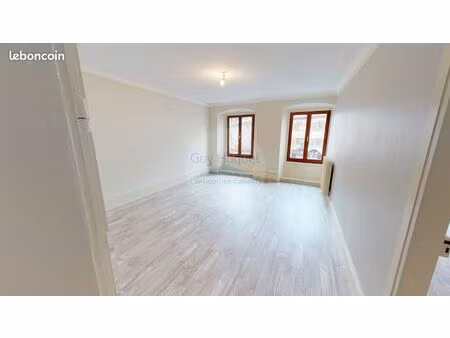appartement 3 pièces 67 m²