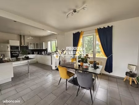 maison 4 pièces 112 m²
