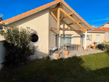 maison récente 5 pièces 131 m2 + garage