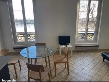 appartement f2 blois centre vue sur la loire