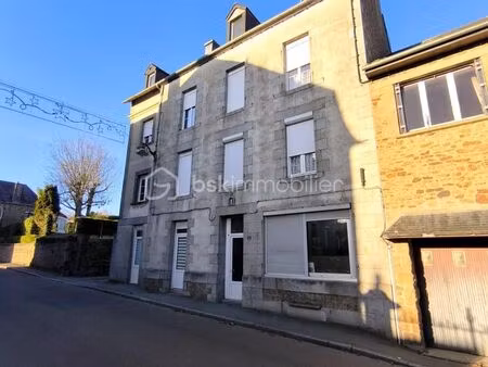 immeuble 16 pièces 284 m²