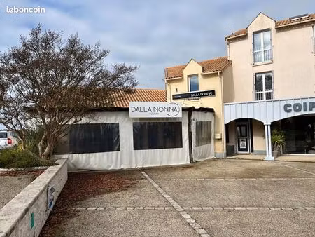 local commercial 180 m²