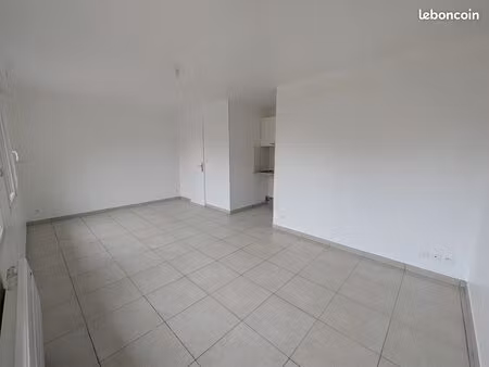 studio quartier saint fuscien